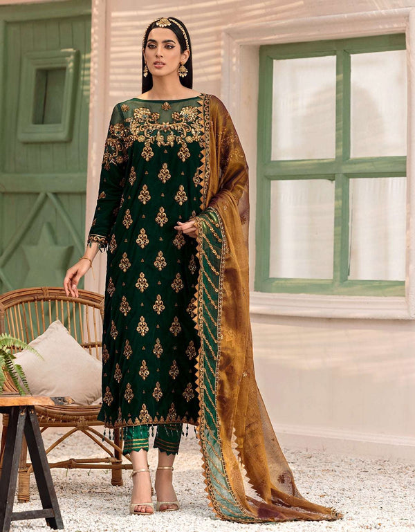 Makhmal By Emaan Adeel Unstitched 3 Piece Velvet Formals Collection'2024-MK-305