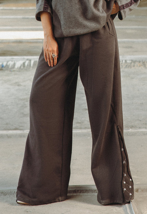 Asim Jofa  Western Wear Ajwpb-02 Unisex Wide Legged Sweatpants 1 Pc