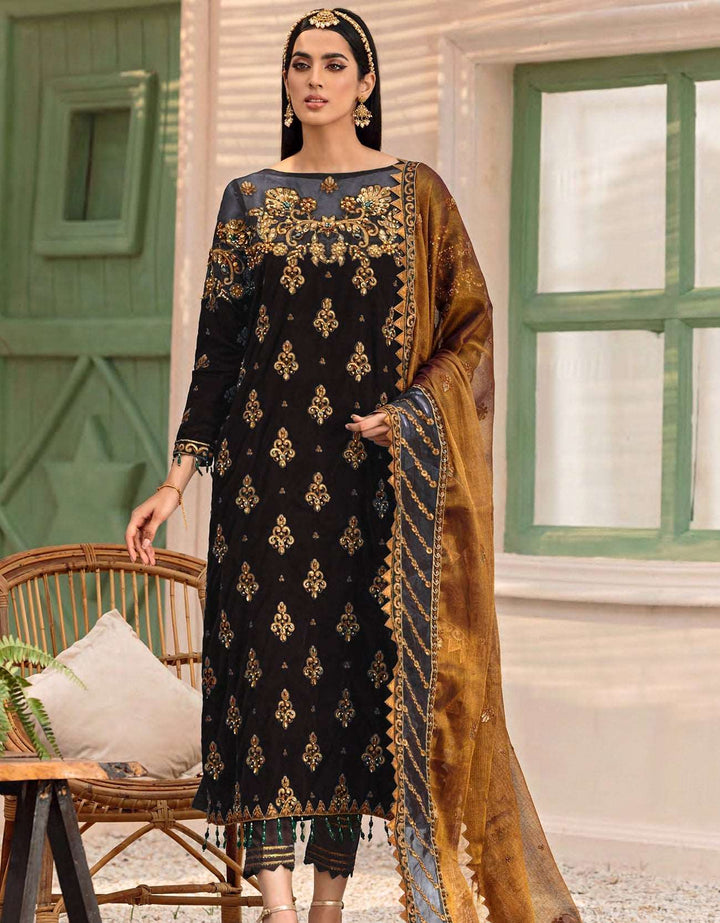 Makhmal By Emaan Adeel Unstitched 3 Piece Velvet Formals Collection'2024-MK-305