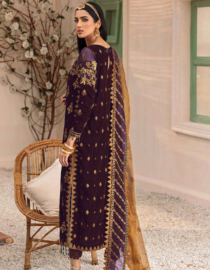 Makhmal By Emaan Adeel Unstitched 3 Piece Velvet Formals Collection'2024-MK-305