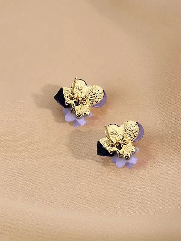 Shein- Flower Decor Stud Earrings