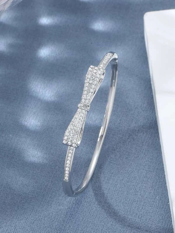 Shein- Rhinestone bracelet decorated with a butterfly knot
