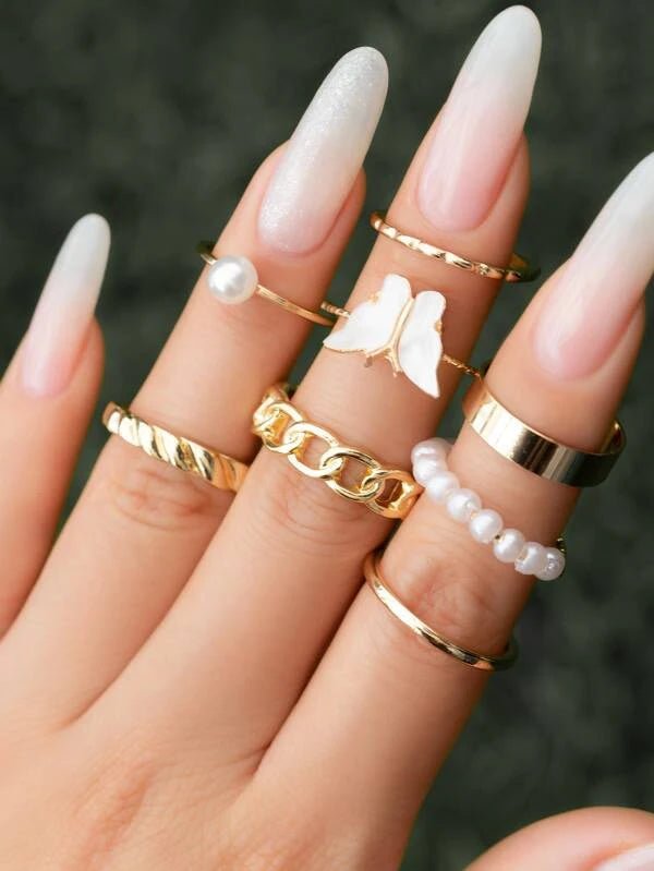 Shein- Butterfly ring decorated with artificial pearls 8 pieces