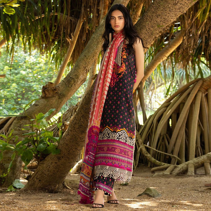 Tahra Lawn By Zainab Chottani- Coraline-1A