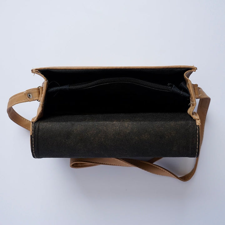 Shein - Streamlined Side Crossbody Bag Baige